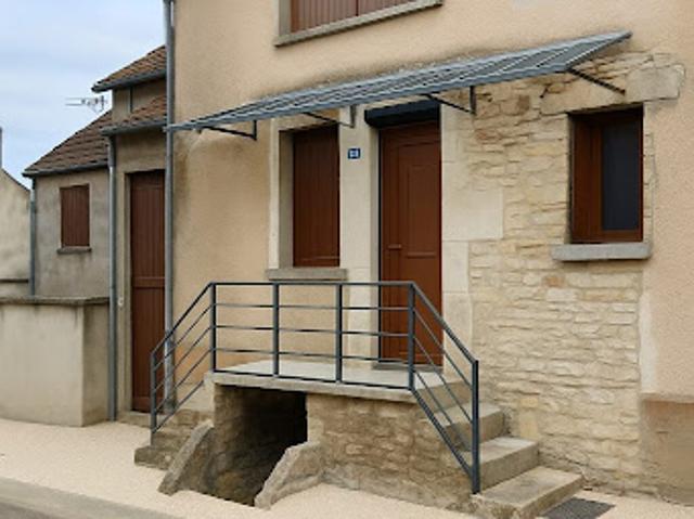 Vente Maison 4 pièces 207 m2 Précy le Sec