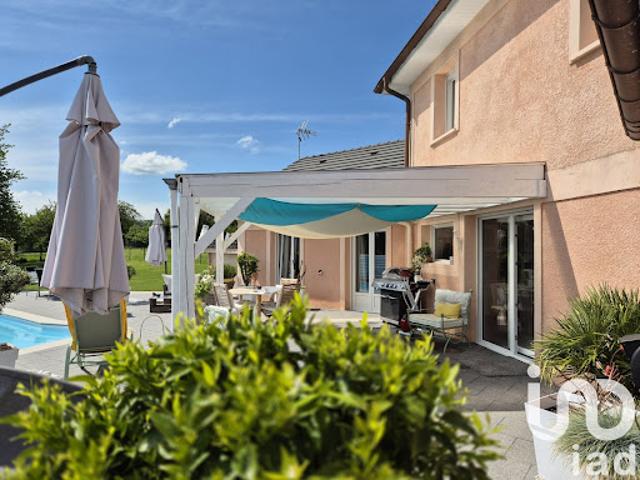 Vente Maison 4 pièces 208 m2 Monthureux sur Saône