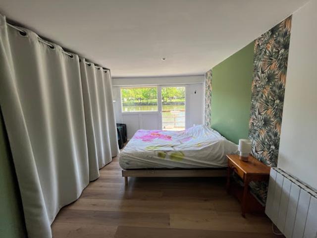 Vente Maison 4 pièces 200 m2 Fléré la Rivière