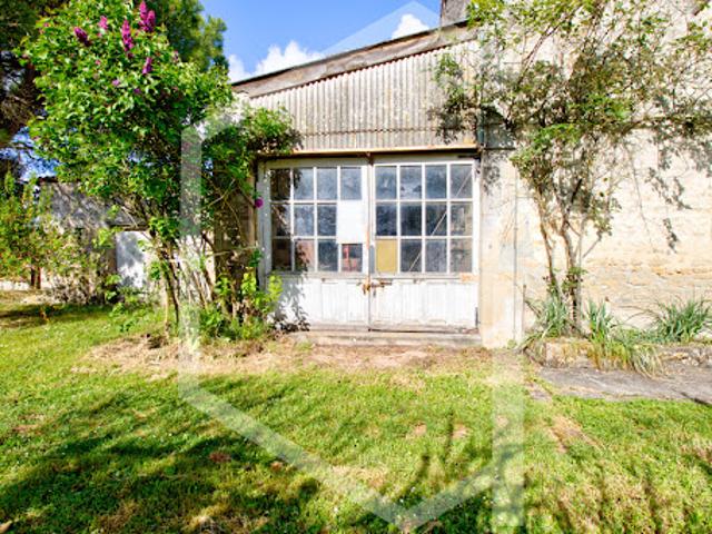 Vente Maison 4 pièces 200 m2 Vergné
