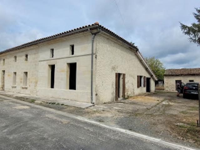 Vente Maison 4 pièces 225 m2 Lagorce