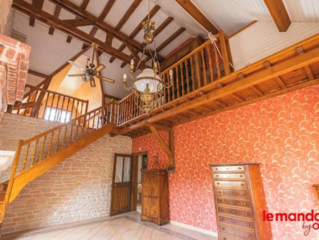 Vente Maison 4 pièces 222.53 m2 Chatillon sur marne