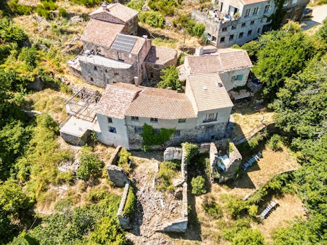 Vente Maison 4 pièces 234 m2 Rosis