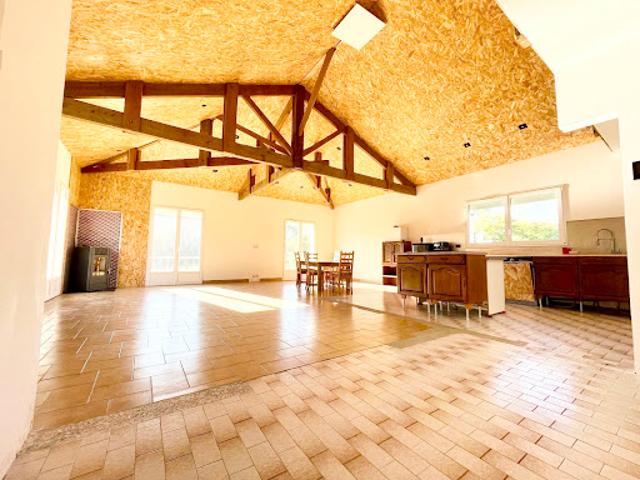 Vente Maison 4 pièces 230 m2 Cezac