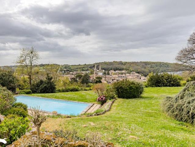 Vente Maison 4 pièces 232 m2 Branne