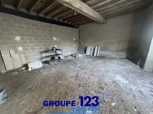 Vente Maison 4 pièces 240 m2 Montholon