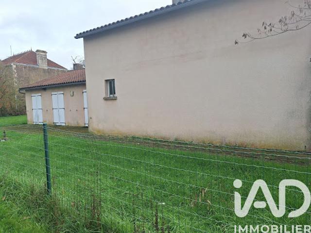 Vente Maison 4 pièces 240 m2 Archigny