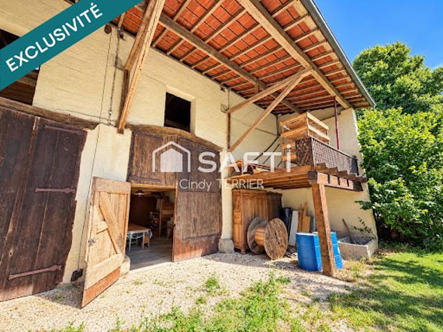 Vente Maison 4 pièces 340 m2 Montferrat