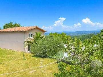 Vente Maison 4 pièces 350 m2 Viviers