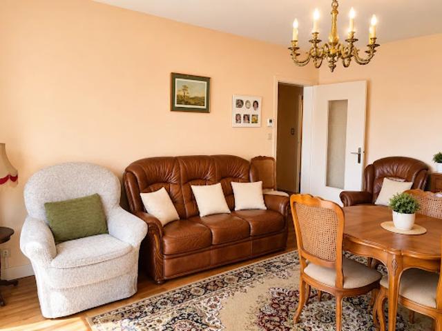 Vente Maison 4 pièces 628 m2 Champagnac la Rivière