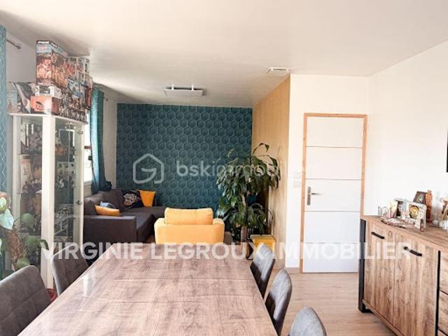 Vente Maison 4 pièces 70 m2 Saint Pierre la Cour