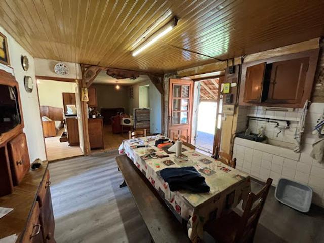 Vente Maison 4 pièces 71 m2 Saint germain des pres