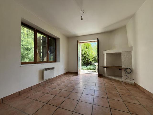 Vente Maison 4 pièces 72.63 m2 Mandres les Roses