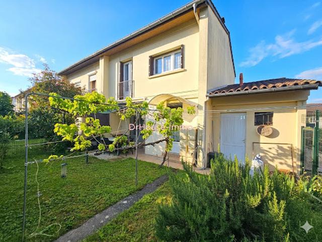 Vente Maison 4 pièces 73.86 m2 Castelsarrasin