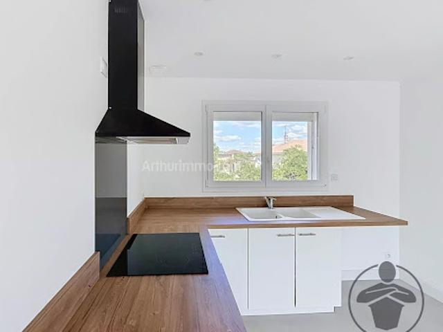 Vente Maison 4 pièces 73 m2 Coutras