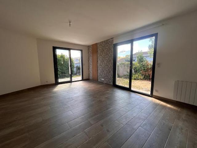 Vente Maison 4 pièces 74.15 m2 Merignac