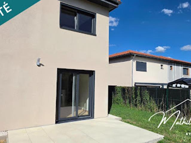 Vente Maison 4 pièces 74 m2 Flat