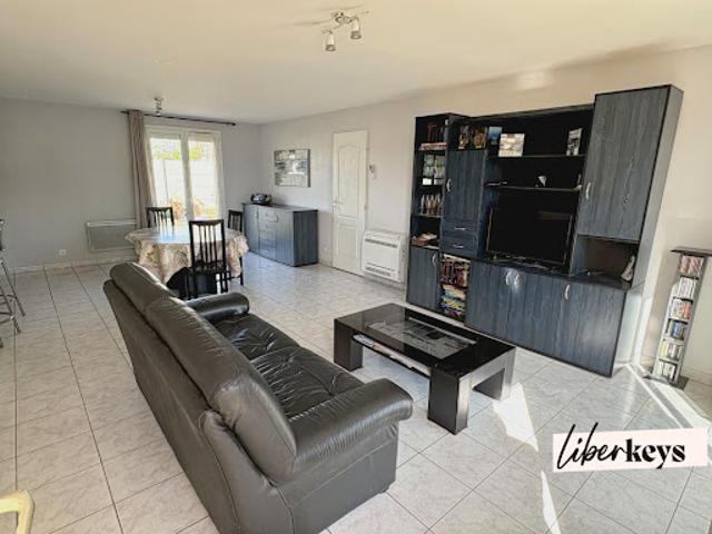 Vente Maison 4 pièces 75 m2 Cazeres