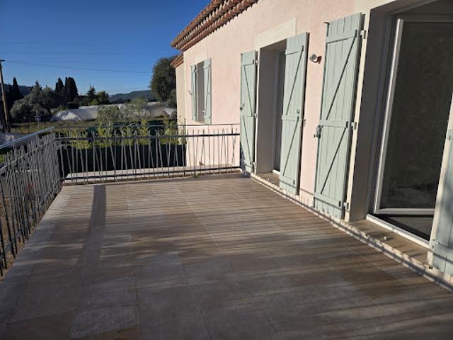 Vente Maison 4 pièces 75 m2 Carros