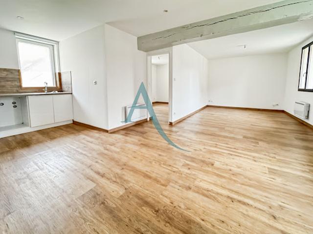 Vente Maison 4 pièces 76.15 m2 Ballancourt sur Essonne