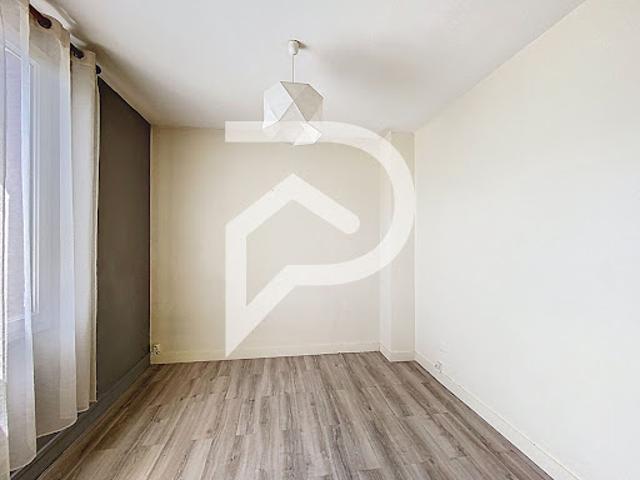 Vente Maison 4 pièces 76 m2 Dreux
