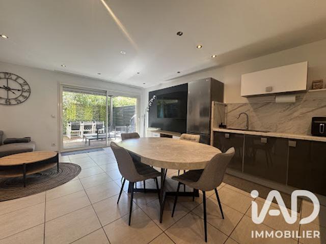 Vente Maison 4 pièces 76 m2 Nimes
