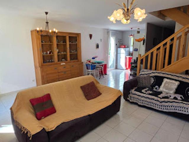 Vente Maison 4 pièces 77.65 m2 Les Tourrettes