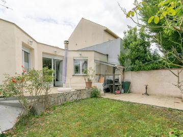 Vente Maison 4 pièces 77 m2 Chelles