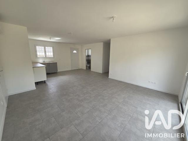 Vente Maison 4 pièces 77 m2 Montguyon