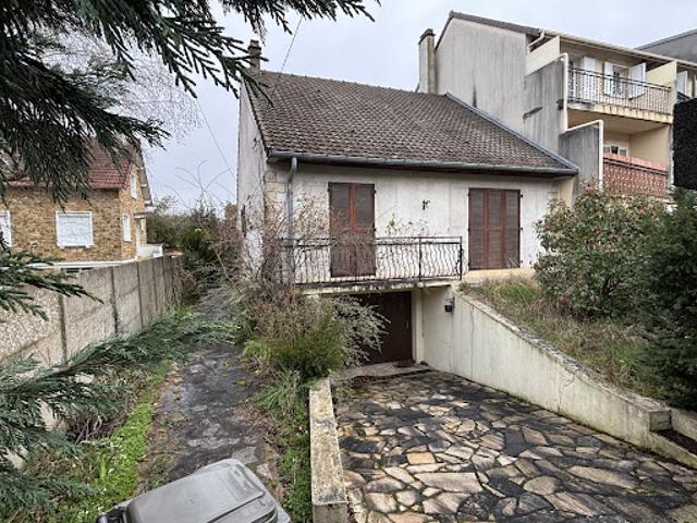 Vente Maison 4 pièces 77 m2 Sainte genevieve des bois