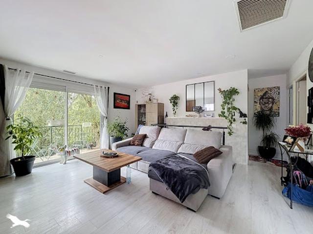 Vente Maison 4 pièces 77 m2 Villechauve