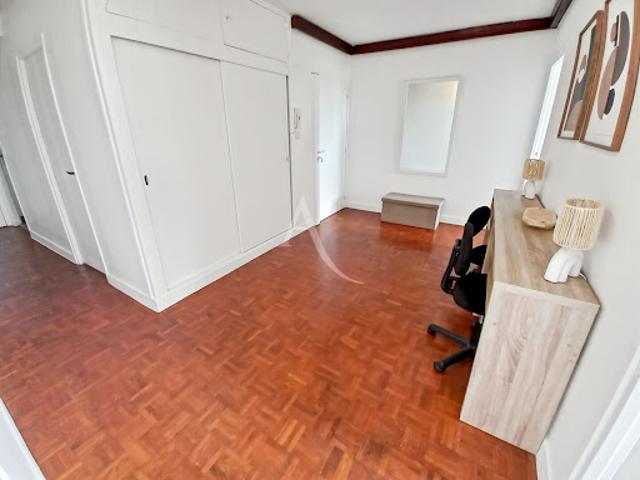 Vente Appartement 4 pièces 78 m2 Saint Etienne du Rouvray