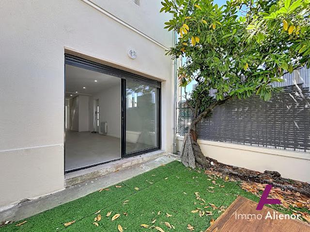 Vente Maison 4 pièces 79.03 m2 Merignac