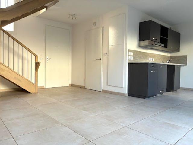 Vente Maison 4 pièces 79.9 m2 La Salvetat Saint Gilles