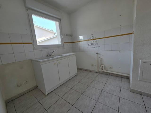 Vente Maison 4 pièces 79 m2 Saint Seurin sur l'Isle