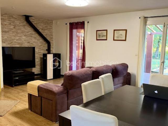 Vente Maison 4 pièces 81.9 m2 Pierrevert