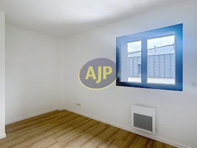 Vente Maison 4 pièces 81 m2 Begles