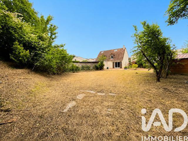 Vente Maison 5 pièces 81 m2 Voisins le Bretonneux