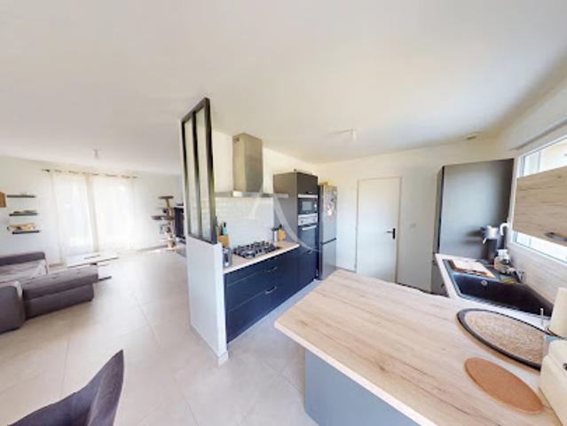 Vente Maison 4 pièces 82.3 m2 Saint Lyé la Forêt