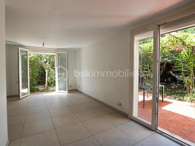 Vente Maison 4 pièces 82.25 m2 Saint Nazaire d'Aude