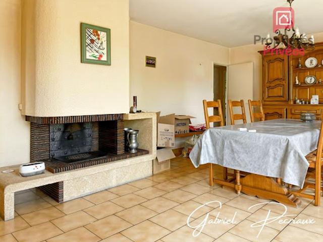 Vente Maison 4 pièces 82.8 m2 Saint Julien les Villas