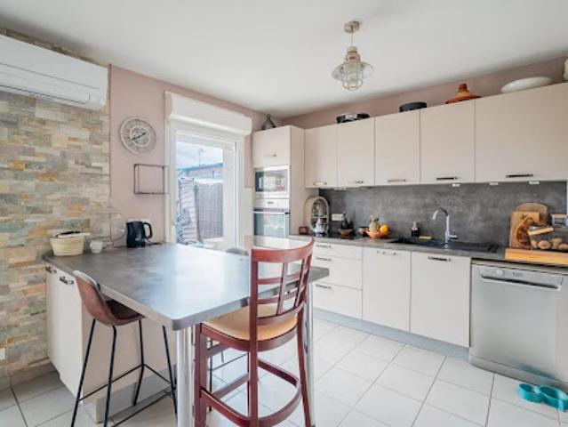 Vente Maison 4 pièces 82 m2 Carbon Blanc