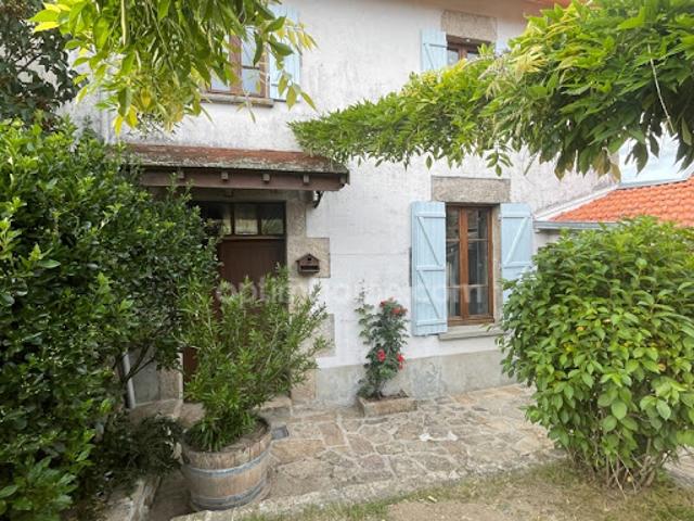 Vente Maison 4 pièces 82 m2 Châteauponsac