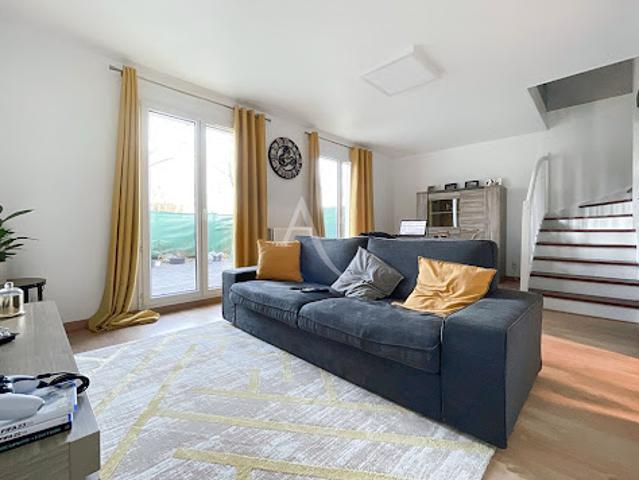 Vente Maison 4 pièces 82 m2 Jouy le Moutier