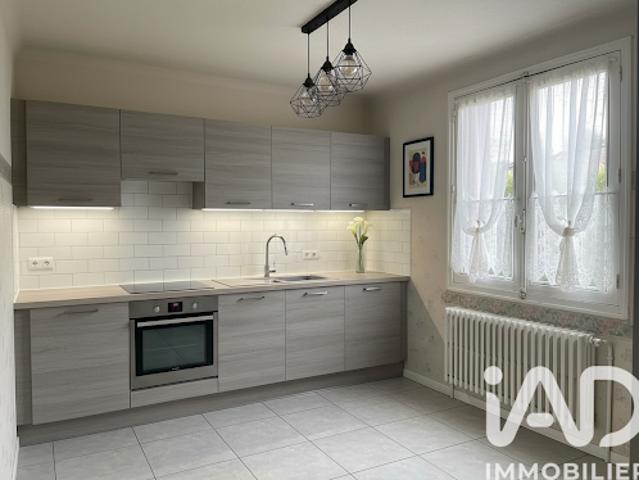 Vente Maison 4 pièces 82 m2 La Neuville Roy