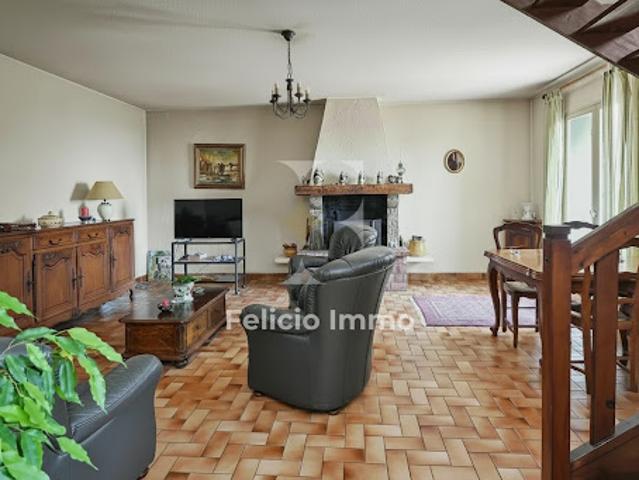 Vente Maison 4 pièces 84.8 m2 Châteauneuf Grasse