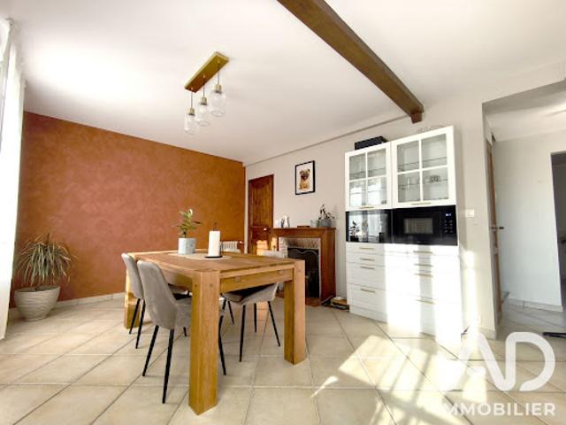 Vente Maison 4 pièces 84 m2 Condé Sainte Libiaire