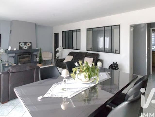 Vente Maison 4 pièces 84 m2 Moussy le Neuf