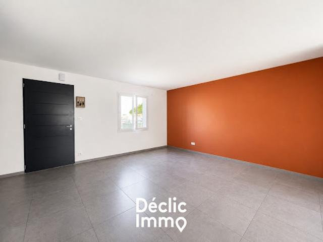 Vente Maison 4 pièces 84 m2 Saint Avaugourd des Landes