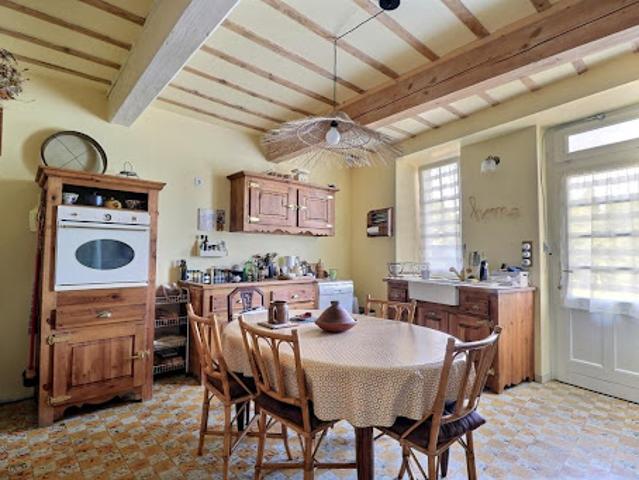 Vente Maison 4 pièces 84 m2 Saint Pierre le Vieux